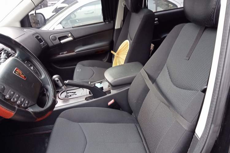 Used Roewe W5 2014 1.8T 2WD Automatic Tharu Special Edition Left Front Seat