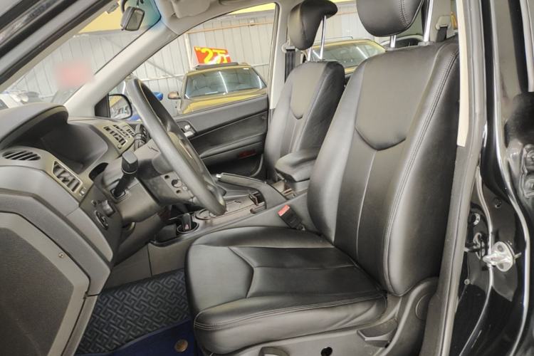 Used Roewe W5 2014 1.8T 2WD Automatic Tharu Special Edition Left Front Seat