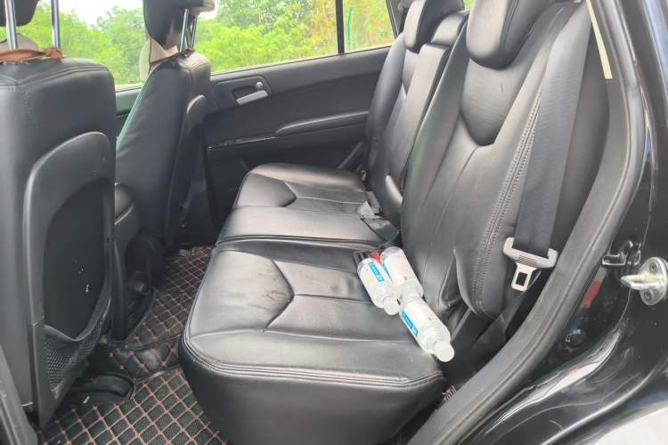 Used Roewe W5 2014 1.8T 2WD Automatic Tharu Special Edition Left Rear Seat