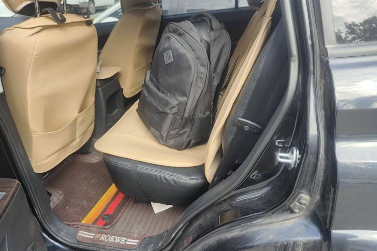 Used Roewe W5 2014 1.8T 2WD Automatic Tharu Special Edition Left Rear Seat