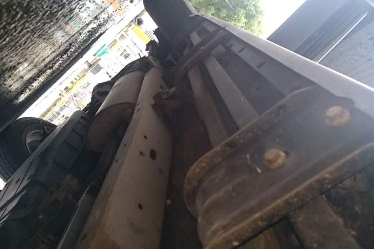 Used Roewe W5 2014 1.8T 2WD Automatic Tharu Special Edition Right Side Sill
