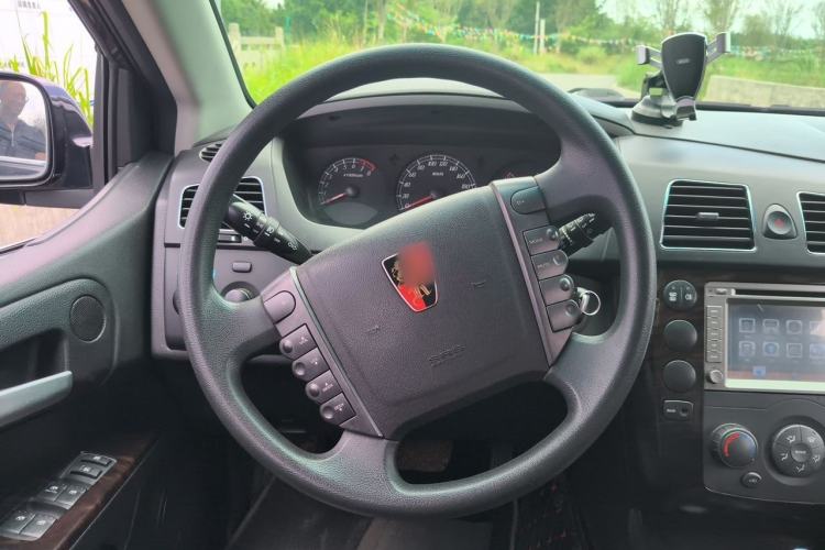 Used Roewe W5 2014 1.8T 2WD Automatic Tharu Special Edition Steering Wheel