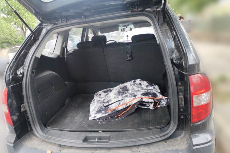 Used Roewe W5 2014 1.8T 2WD Automatic Tharu Special Edition Trunk