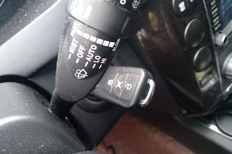 Used Roewe W5 2014 1.8T 2WD Automatic Tharu Special Edition Vehicle Key