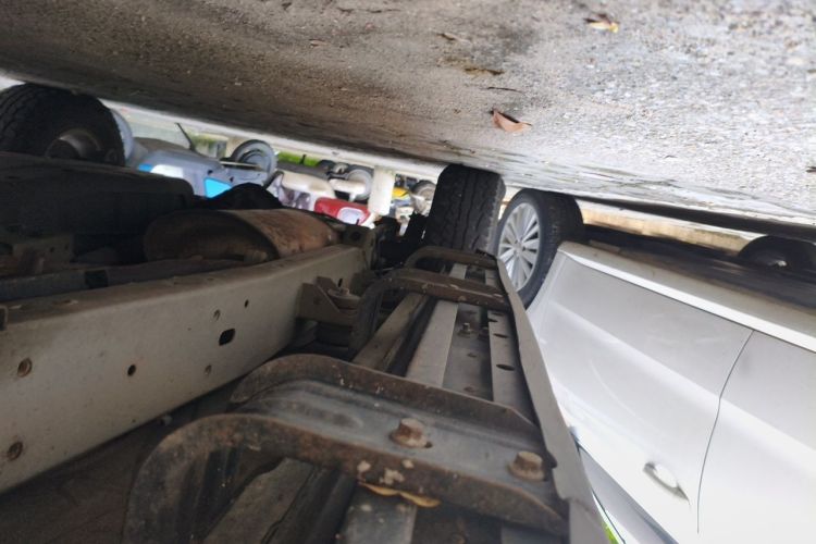 Used Roewe W5 2014 1.8T 2WD Automatic Tharu Special Edition Chassis Front Right