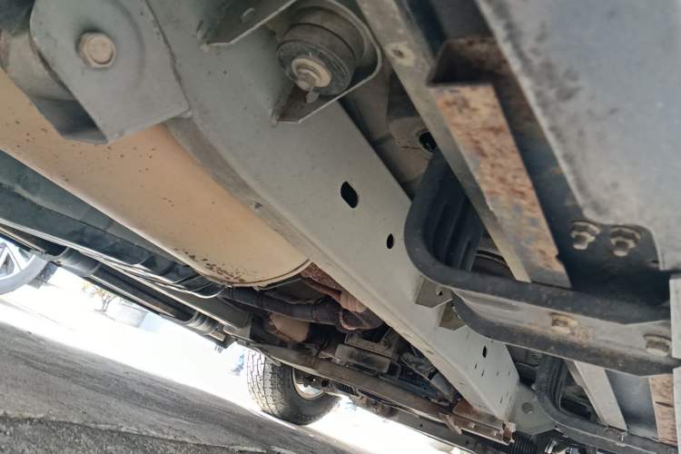 Used Roewe W5 2014 1.8T 2WD Automatic Tharu Special Edition Chassis Rear Right