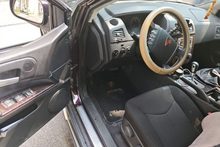 Used Roewe W5 2014 1.8T 2WD Automatic Tharu Special Edition Driver Seat