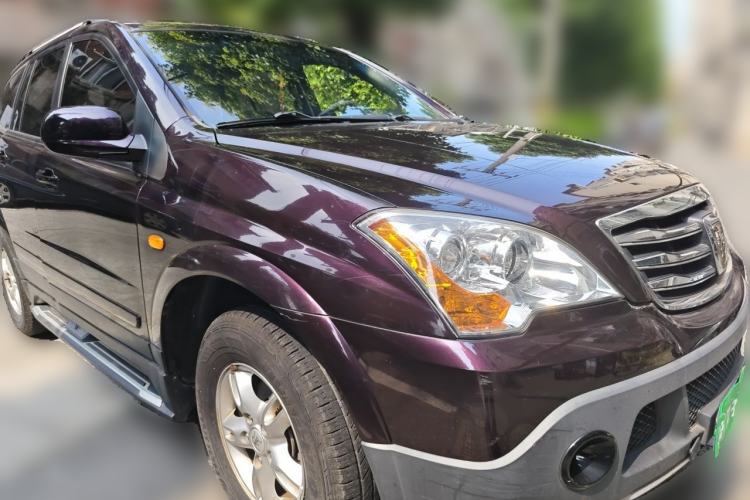 Used Roewe W5 2014 1.8T 2WD Automatic Tharu Special Edition Front Right 45 Deg