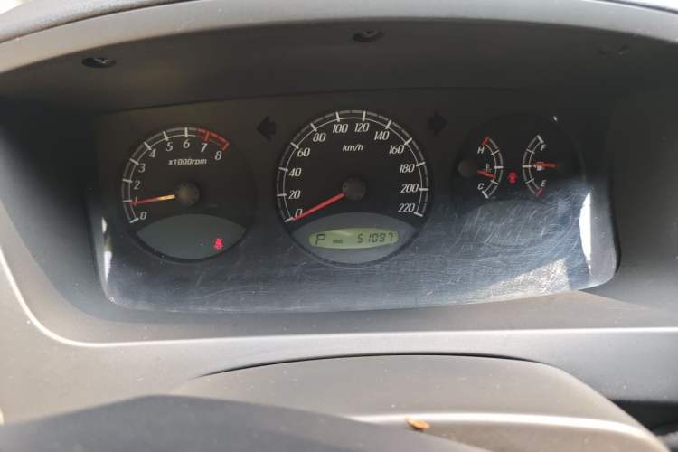 Used Roewe W5 2014 1.8T 2WD Automatic Tharu Special Edition Instrument Cluster