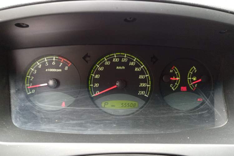Used Roewe W5 2014 1.8T 2WD Automatic Tharu Special Edition Instrument Cluster