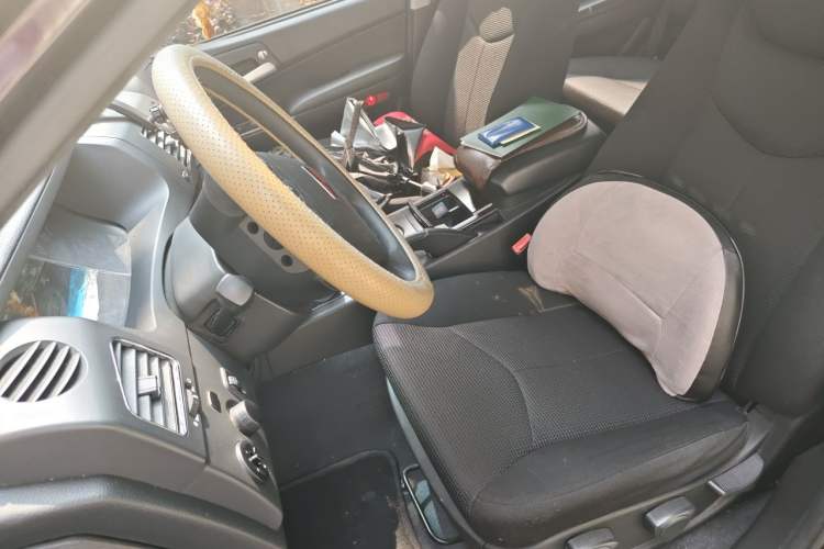 Used Roewe W5 2014 1.8T 2WD Automatic Tharu Special Edition Left Front Seat