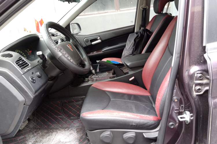 Used Roewe W5 2014 1.8T 2WD Automatic Tharu Special Edition Left Front Seat