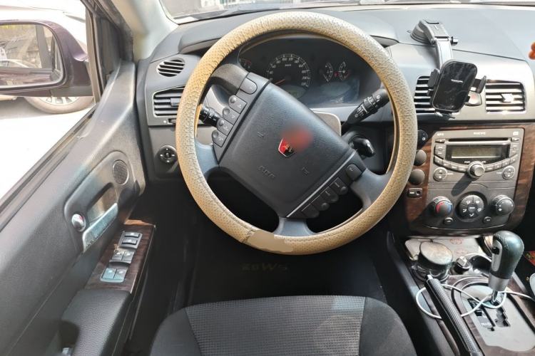 Used Roewe W5 2014 1.8T 2WD Automatic Tharu Special Edition Steering Wheel