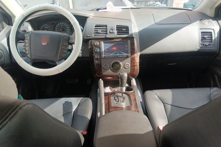 Used Roewe W5 2014 1.8T 4WD Automatic Haoyu Special Edition Center Console