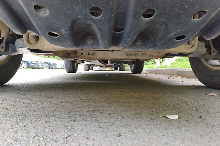 Used Roewe W5 2014 1.8T 2WD Automatic Tharu Special Edition Chassis Front