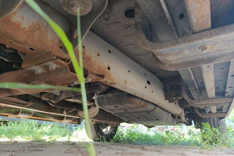 Used Roewe W5 2014 1.8T 4WD Automatic Haoyu Special Edition Chassis Front Left