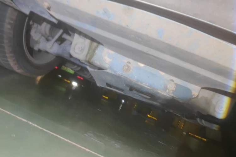 Used Roewe W5 2014 1.8T 4WD Automatic Haoyu Special Edition Chassis Front