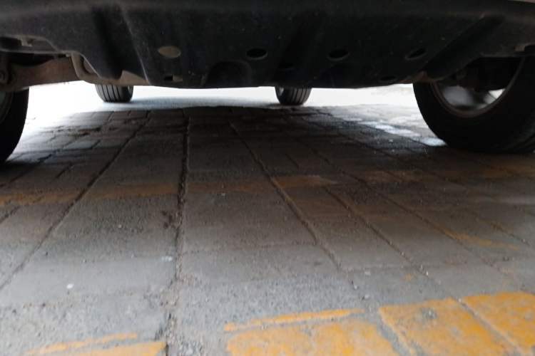 Used Roewe W5 2014 1.8T 4WD Automatic Haoyu Special Edition Chassis Front