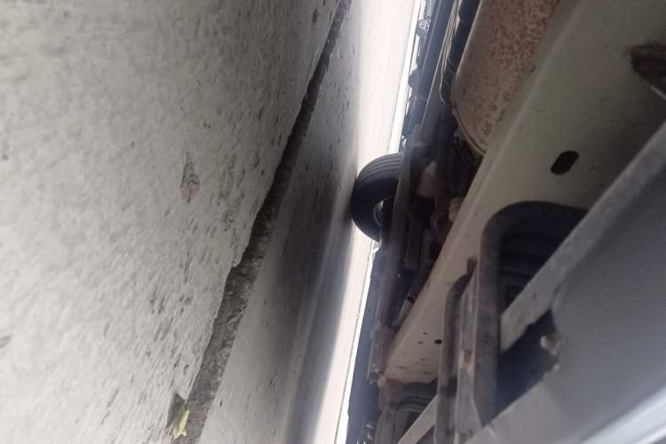 Used Roewe W5 2014 1.8T 2WD Automatic Tharu Special Edition Chassis Rear Right