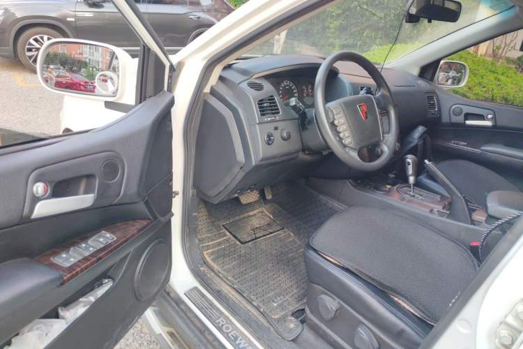 Used Roewe W5 2014 1.8T 2WD Automatic Tharu Special Edition Driver Seat