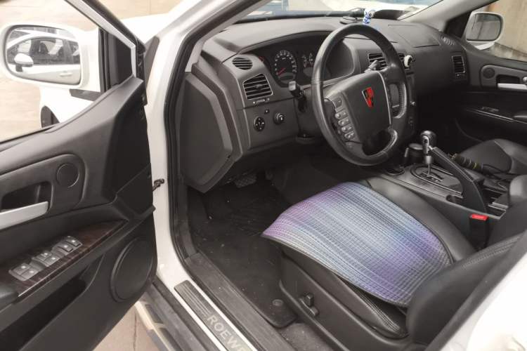 Used Roewe W5 2014 1.8T 4WD Automatic Haoyu Special Edition Driver Seat