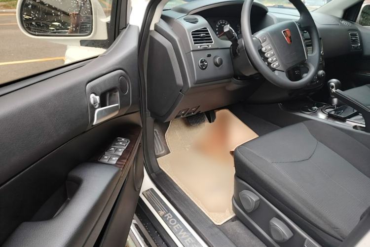 Used Roewe W5 2014 1.8T 2WD Automatic Tharu Special Edition Driver Seat