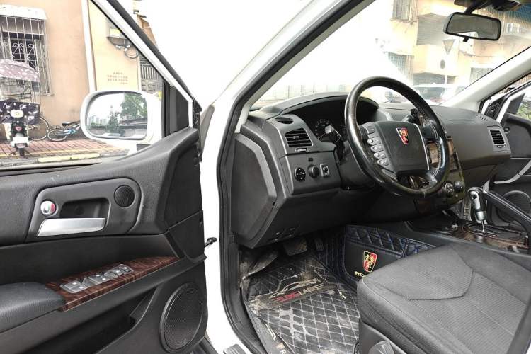 Used Roewe W5 2014 1.8T 2WD Automatic Tharu Special Edition Driver Seat