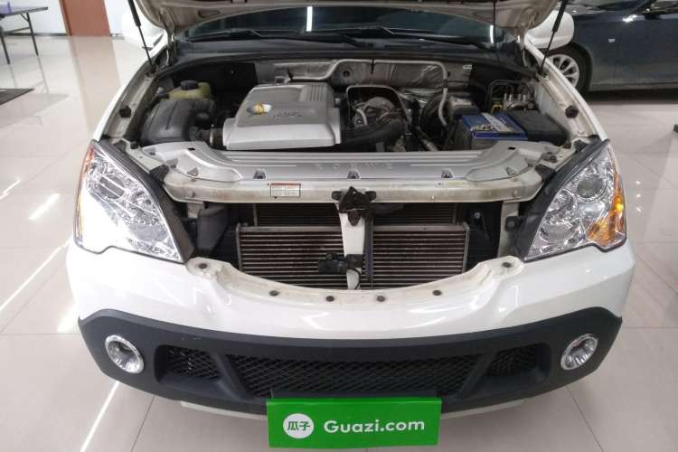 Used Roewe W5 2014 1.8T 4WD Automatic Haoyu Special Edition Engine Bay