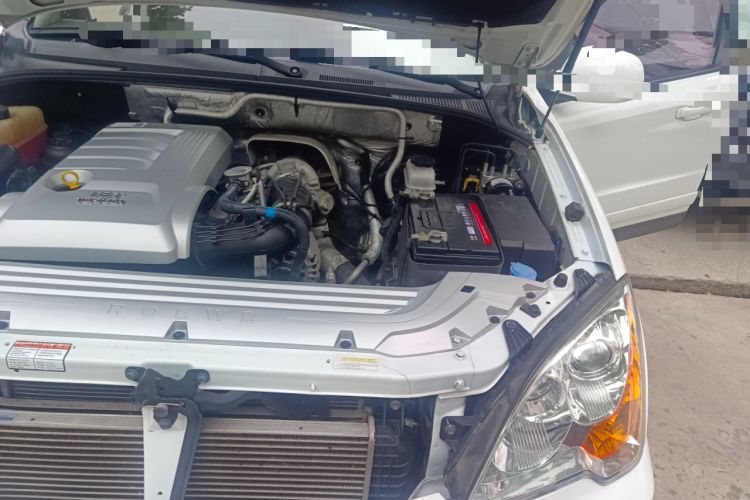 Used Roewe W5 2014 1.8T 2WD Automatic Tharu Special Edition Engine Bay Left