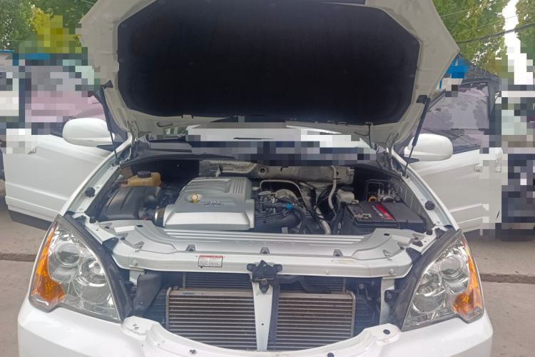 Used Roewe W5 2014 1.8T 2WD Automatic Tharu Special Edition Engine Bay