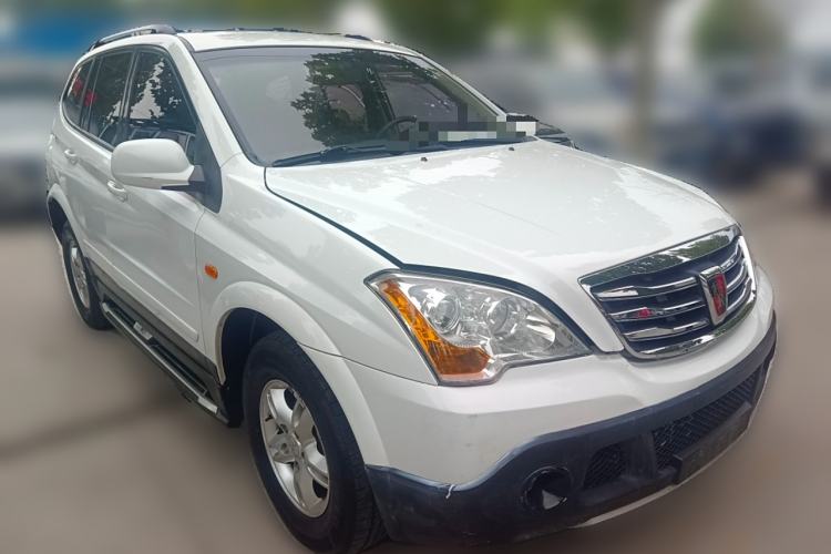 Used Roewe W5 2014 1.8T 2WD Automatic Tharu Special Edition Front Right 45 Deg