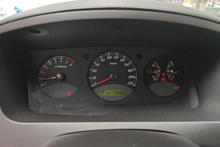 Used Roewe W5 2014 1.8T 2WD Automatic Tharu Special Edition Instrument Cluster