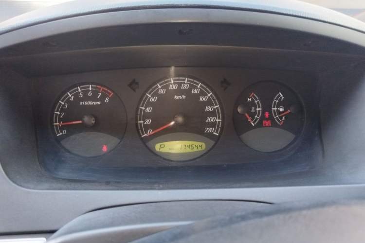 Used Roewe W5 2014 1.8T 4WD Automatic Haoyu Special Edition Instrument Cluster