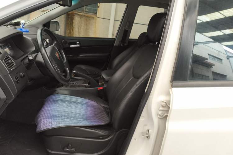 Used Roewe W5 2014 1.8T 4WD Automatic Haoyu Special Edition Left Front Seat