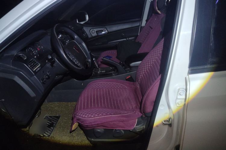 Used Roewe W5 2014 1.8T 2WD Automatic Tharu Special Edition Left Front Seat