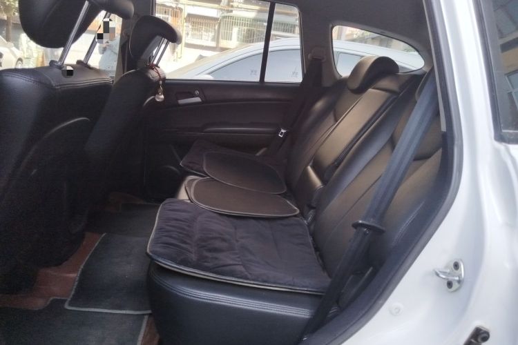 Used Roewe W5 2014 1.8T 4WD Automatic Haoyu Special Edition Left Rear Seat