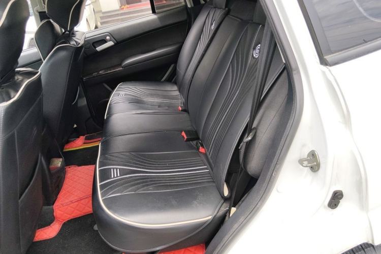 Used Roewe W5 2014 1.8T 2WD Automatic Tharu Special Edition Left Rear Seat