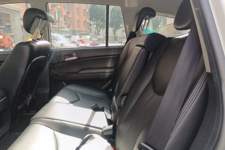 Used Roewe W5 2014 1.8T 4WD Automatic Haoyu Special Edition Left Rear Seat