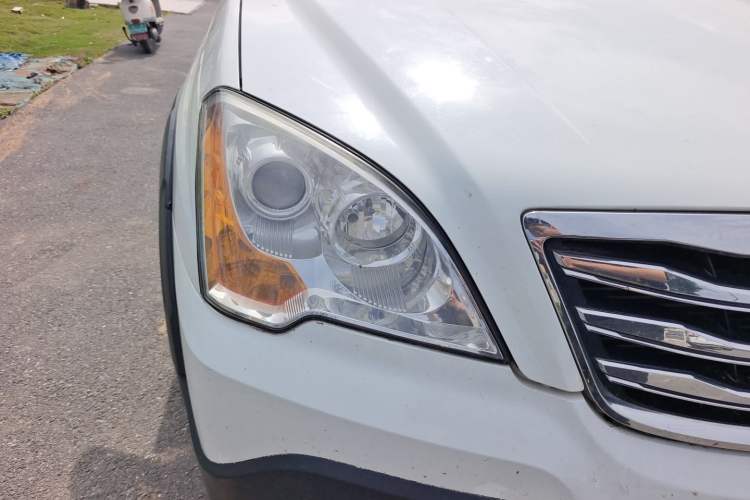Used Roewe W5 2014 1.8T 2WD Manual Chiyu Special Edition Right Front Headlight
