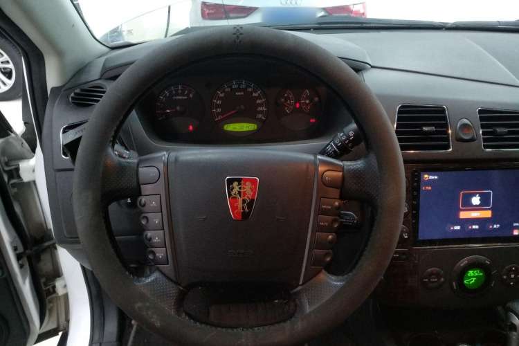 Used Roewe W5 2014 1.8T 4WD Automatic Haoyu Special Edition Steering Wheel
