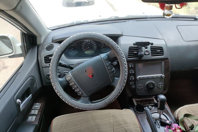 Used Roewe W5 2014 1.8T 4WD Automatic Haoyu Special Edition Steering Wheel