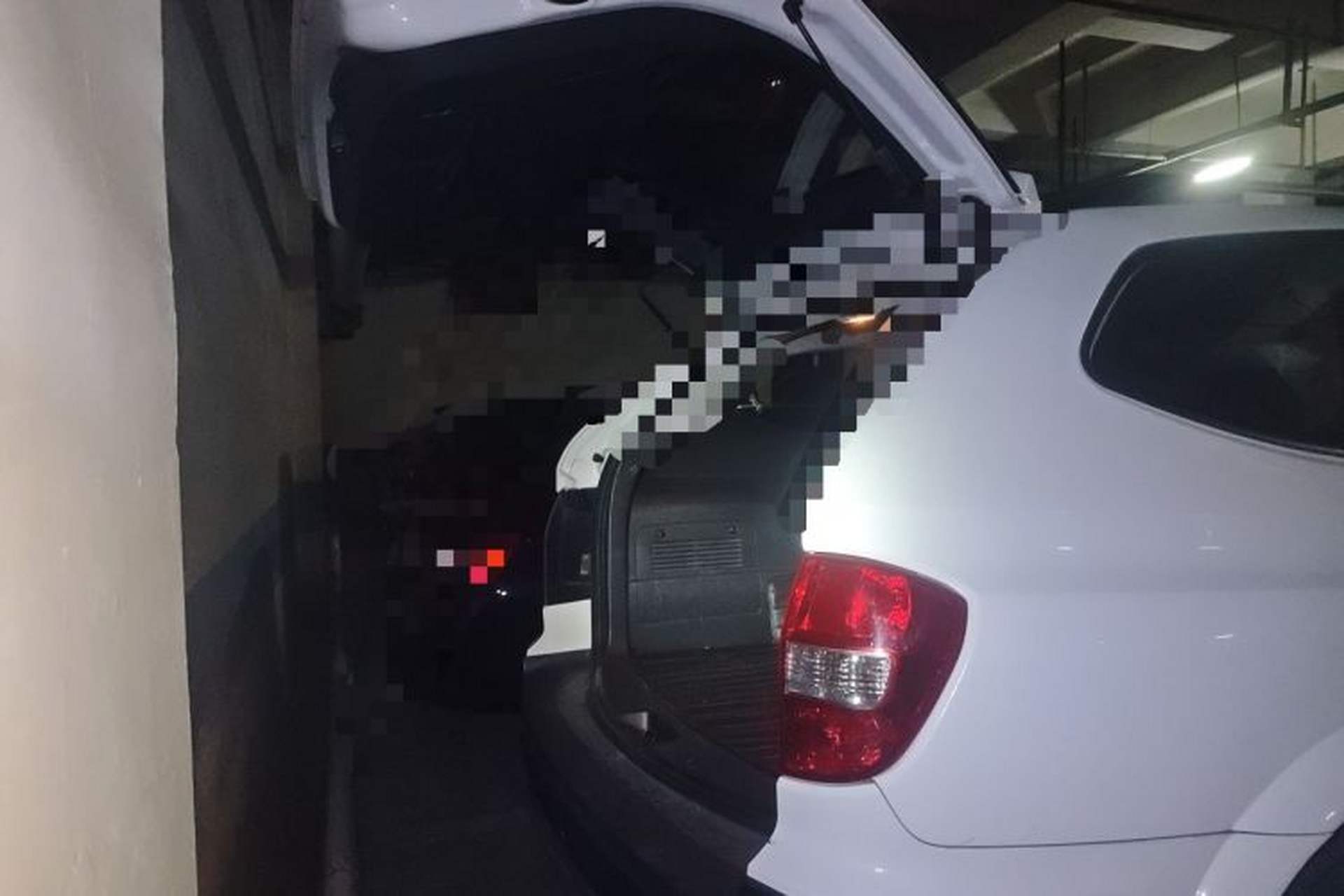 Used Roewe W5 2014 1.8T 2WD Automatic Tharu Special Edition Trunk