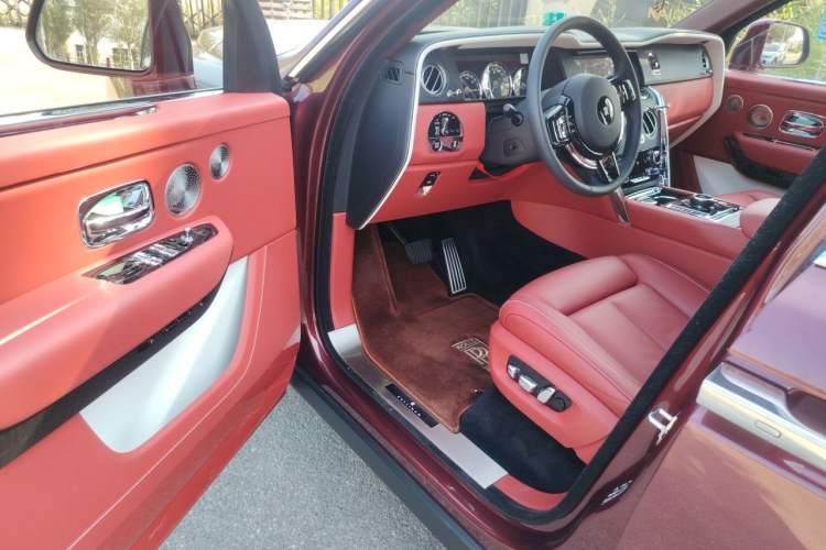 Used Rolls-Royce Cullinan 2018 Five-Seater Version Driver Seat