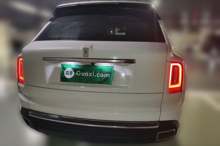 Used Rolls-Royce Cullinan 2018 Four-Seat Version Rear