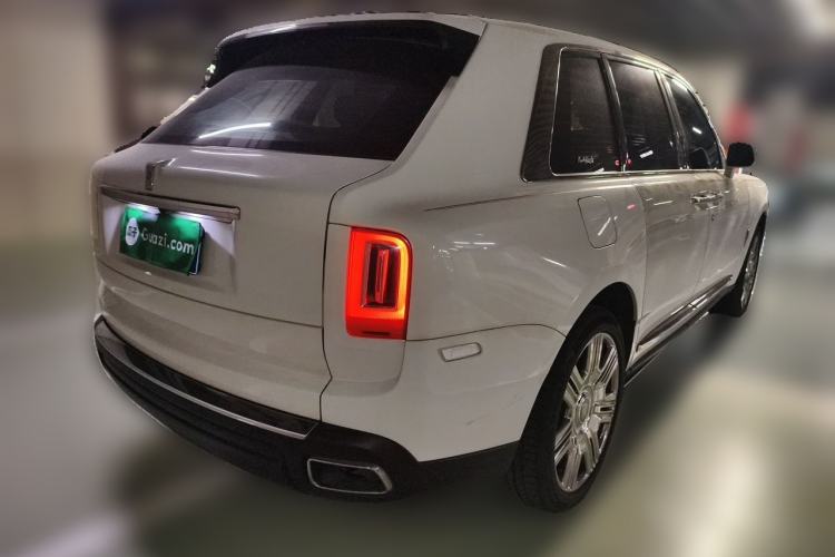 Used Rolls-Royce Cullinan 2018 Four-Seat Version Rear Right 45 Deg