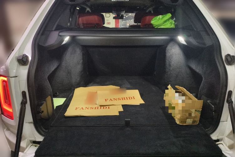 Used Rolls-Royce Cullinan 2018 Four-Seat Version Trunk