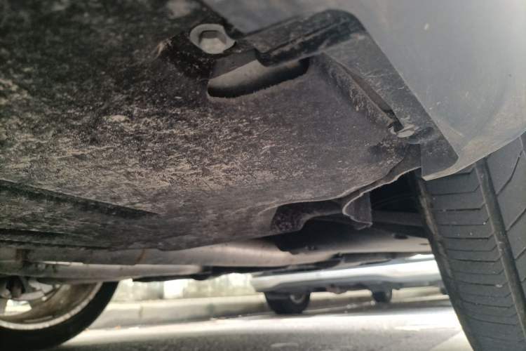 Used Rolls-Royce Cullinan 2020 Black Badge model Chassis Rear Left