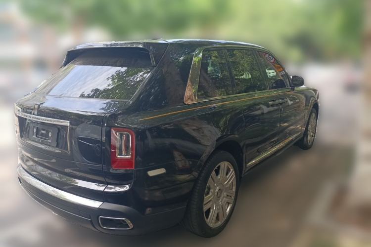 Used Rolls-Royce Cullinan 2020 Black Badge model Rear Right 45 Deg