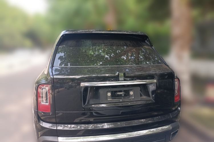 Used Rolls-Royce Cullinan 2020 Black Badge model Rear