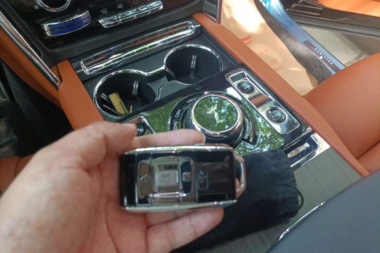 Used Rolls-Royce Cullinan 2020 Black Badge model Vehicle Key